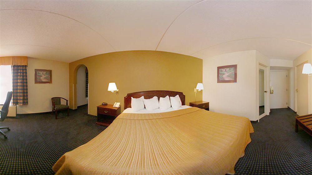 Hotel Wyndham Garden Charlotte Airport Southeast Esterno foto